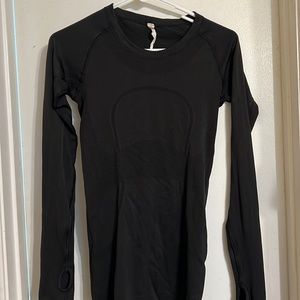 Lululemon long sleeve swiftly
